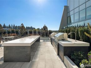 188 Bellevue Way NE 1907, Bellevue WA 98004