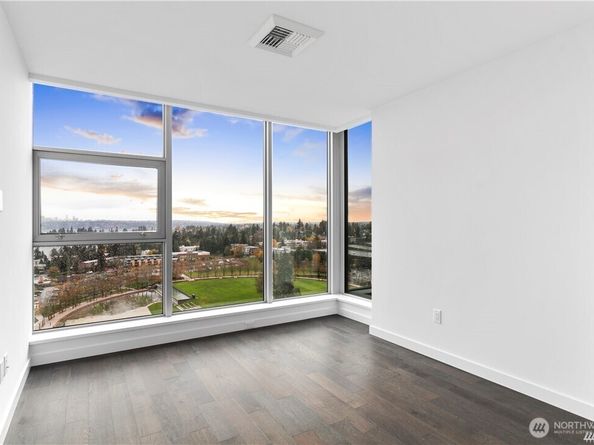188 Bellevue Way NE 1907, Bellevue WA 98004