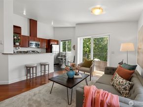 1125 N 93rd Street 6, Seattle WA 98103