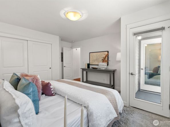 1125 N 93rd Street 6, Seattle WA 98103