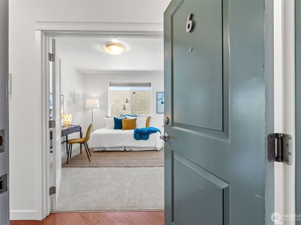 1125 N 93rd Street 6, Seattle WA 98103