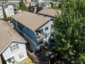 1125 N 93rd Street 6, Seattle WA 98103