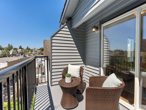 1125 N 93rd Street 6, Seattle WA 98103