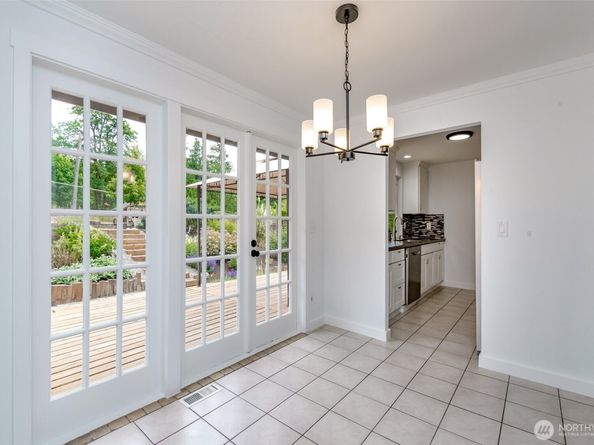 13457 SE Fairwood Boulevard, Renton WA 98058