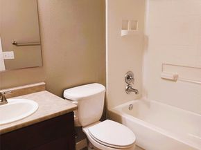 25025 SE Klahanie Boulevard D202, Sammamish WA 98029