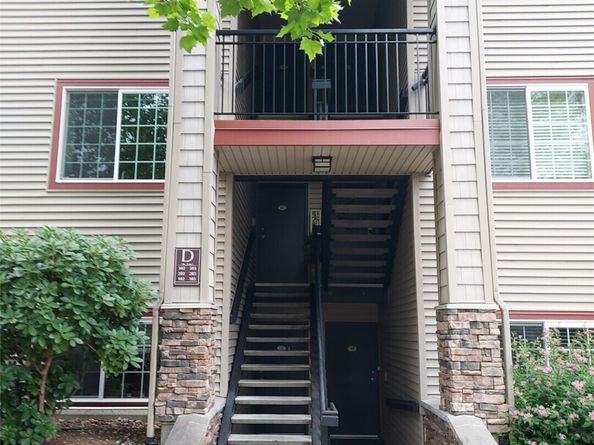 25025 SE Klahanie Boulevard D202, Sammamish WA 98029