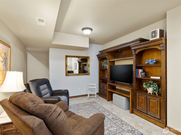 7114 Muirkirk Lane SW, Port Orchard WA 98367