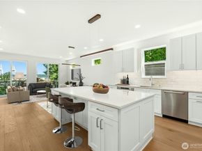 3015 SW Harbor Lane, Seattle WA 98126