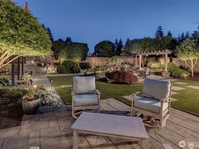 5829 112th Place NE, Kirkland WA 98033