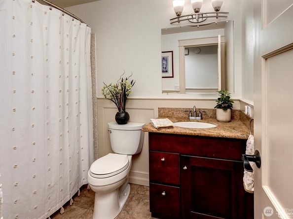 5829 112th Place NE, Kirkland WA 98033