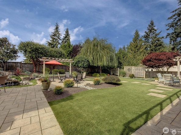 5829 112th Place NE, Kirkland WA 98033
