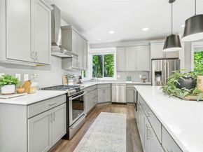 7223 NE 118th Court, Kirkland WA 98034