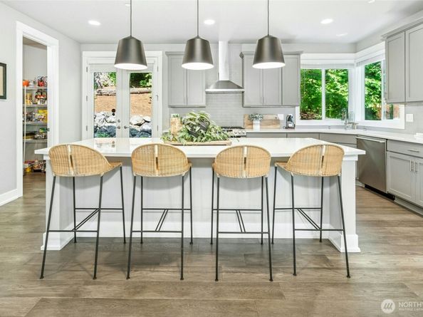 7223 NE 118th Court, Kirkland WA 98034