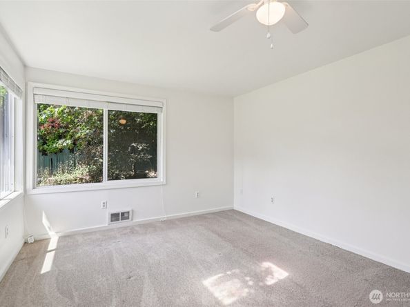 11515 26th Avenue SW, Seattle WA 98146