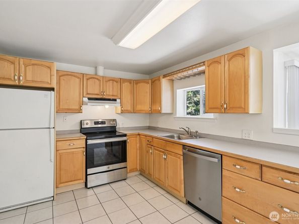 11515 26th Avenue SW, Seattle WA 98146