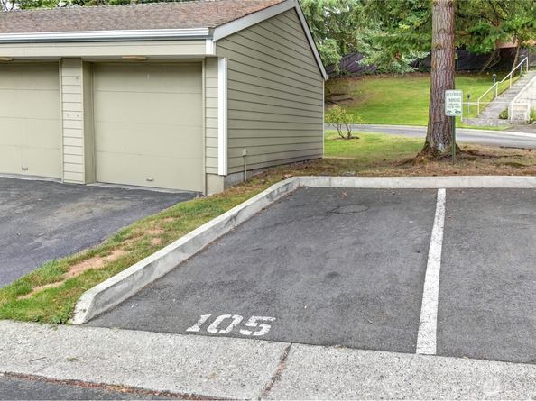 15732 NE 70th Court, Redmond WA 98052