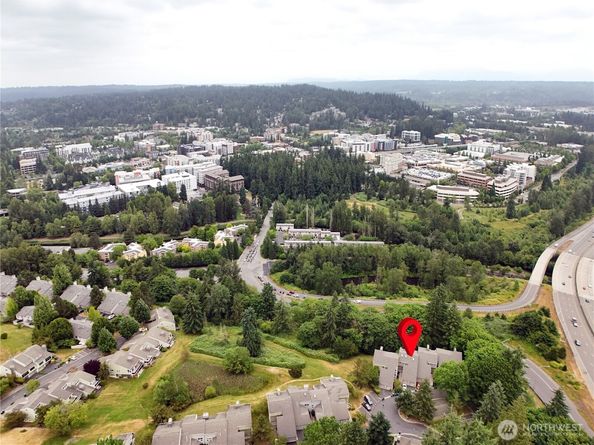 15732 NE 70th Court, Redmond WA 98052