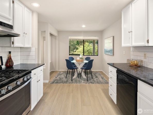 2554 174th Avenue NE, Redmond WA 98052