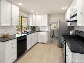 2554 174th Avenue NE, Redmond WA 98052