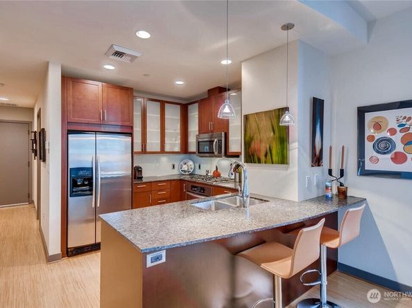 2033 2nd Avenue 1608, Seattle WA 98121