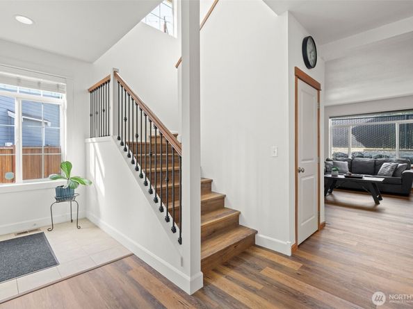 2819 SW 208 Place, Lynnwood WA 98036