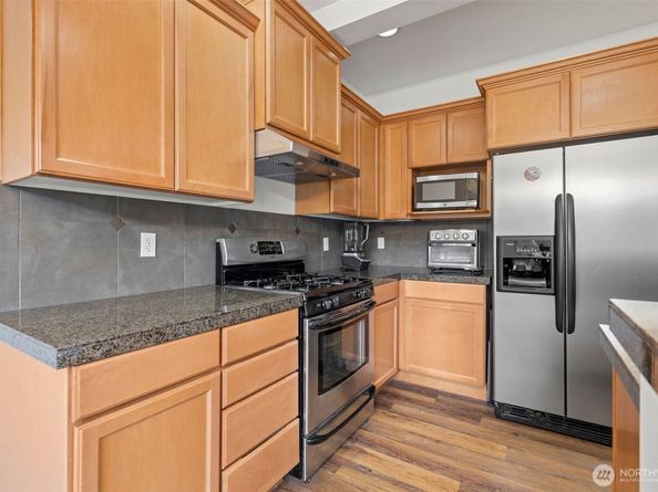 2819 SW 208 Place, Lynnwood WA 98036