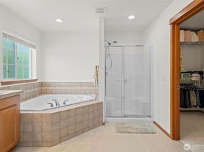 2819 SW 208 Place, Lynnwood WA 98036