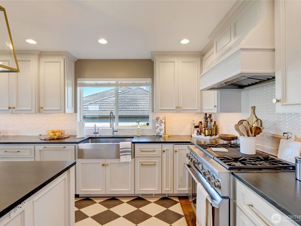 5115 33rd Avenue W, Everett WA 98203