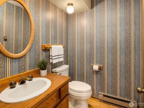 19212 94th Avenue W, Edmonds WA 98020
