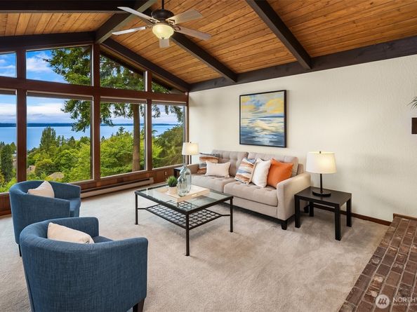 19212 94th Avenue W, Edmonds WA 98020