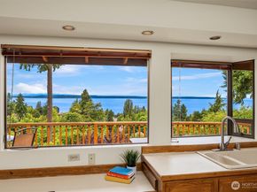 19212 94th Avenue W, Edmonds WA 98020