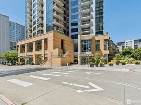 10610 NE 9th Place C4210, Bellevue WA 98004