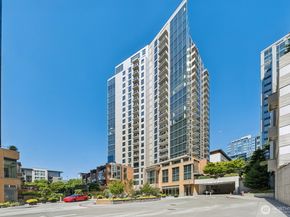 10610 NE 9th Place C4210, Bellevue WA 98004