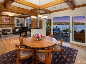 8260 Avalon Drive, Mercer Island WA 98040