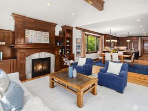 8260 Avalon Drive, Mercer Island WA 98040