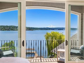 8260 Avalon Drive, Mercer Island WA 98040