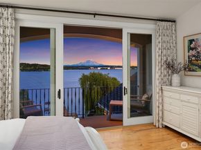 8260 Avalon Drive, Mercer Island WA 98040