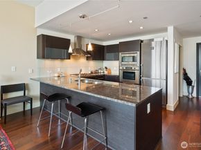 737 Olive Way 2703, Seattle WA 98101