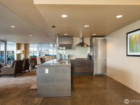 737 Olive Way 2703, Seattle WA 98101
