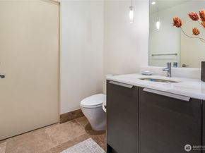 737 Olive Way 2703, Seattle WA 98101