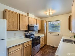 4105 Providence Point Drive SE, Issaquah WA 98029