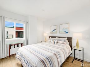 2331 42nd Avenue SW 403, Seattle WA 98116