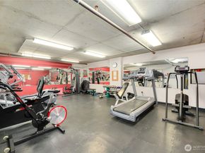 2331 42nd Avenue SW 403, Seattle WA 98116