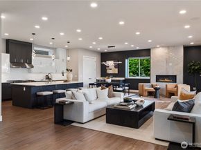 8814 NE Juanita Drive, Kirkland WA 98034