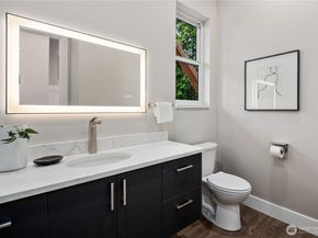 8814 NE Juanita Drive, Kirkland WA 98034