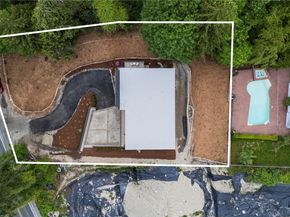 8814 NE Juanita Drive, Kirkland WA 98034
