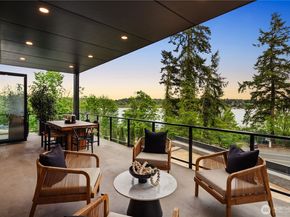 8814 NE Juanita Drive, Kirkland WA 98034