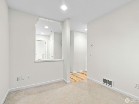 225 4th Avenue A307, Kirkland WA 98033