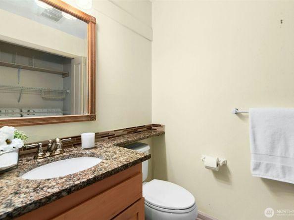 225 4th Avenue A307, Kirkland WA 98033