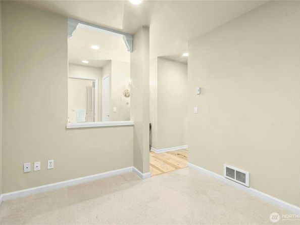 225 4th Avenue A307, Kirkland WA 98033